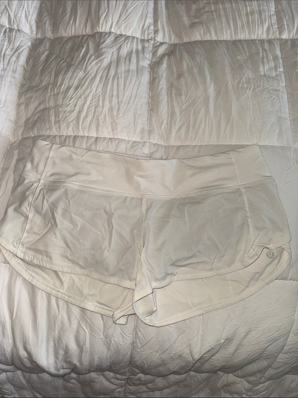 Lululemon White Speed Up Shorts